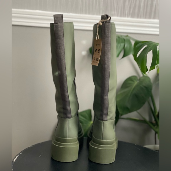 Steve Madden Macall Olive Green Tall Boots - Picture 9 of 13